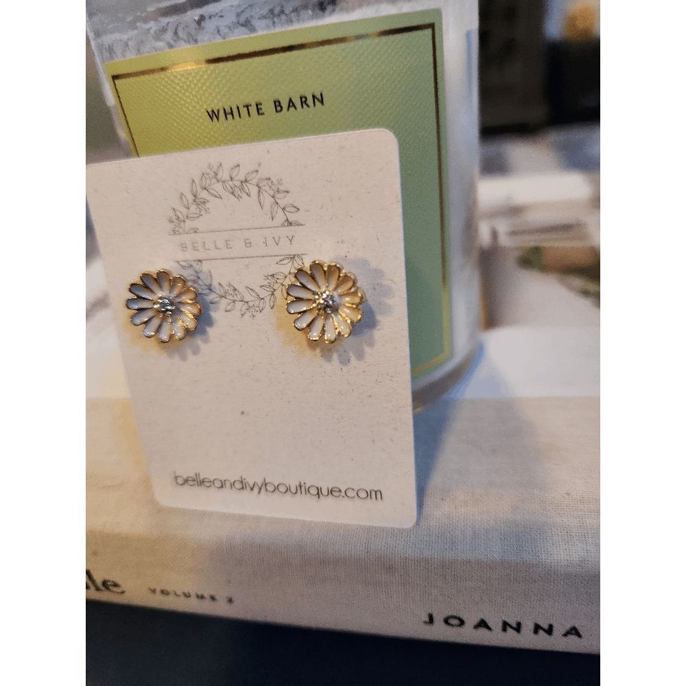 White  Flower Stud Earrings